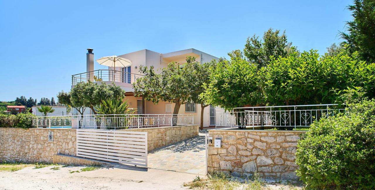 Villa Moma Palio Gerani المظهر الخارجي الصورة